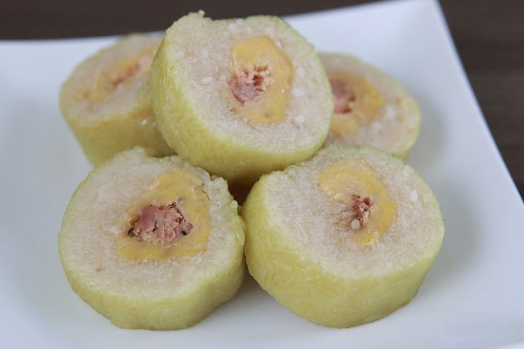 Bánh tét ngày Tết