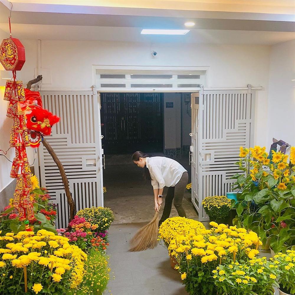 Dọn dẹp nhà cửa